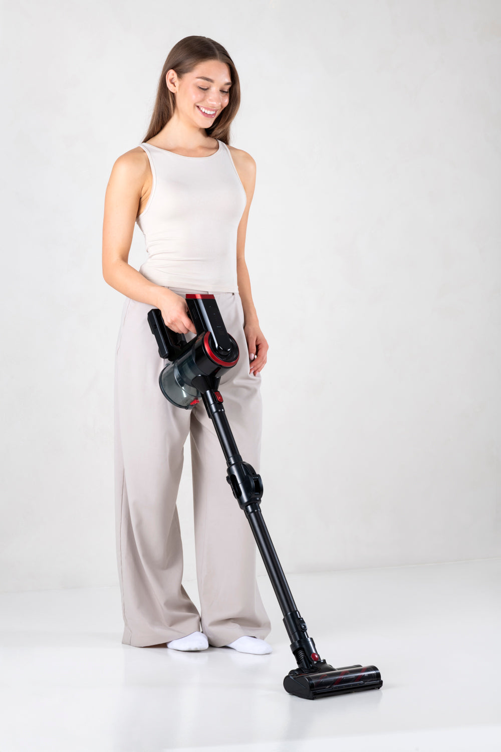 AG Steelstofzuiger. Obsidian Red.